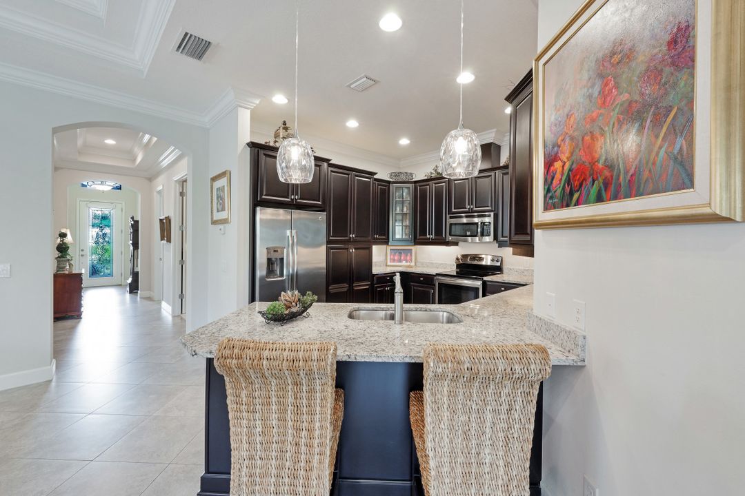 9129 Isla Bella Cir, Bonita Springs, FL 34135