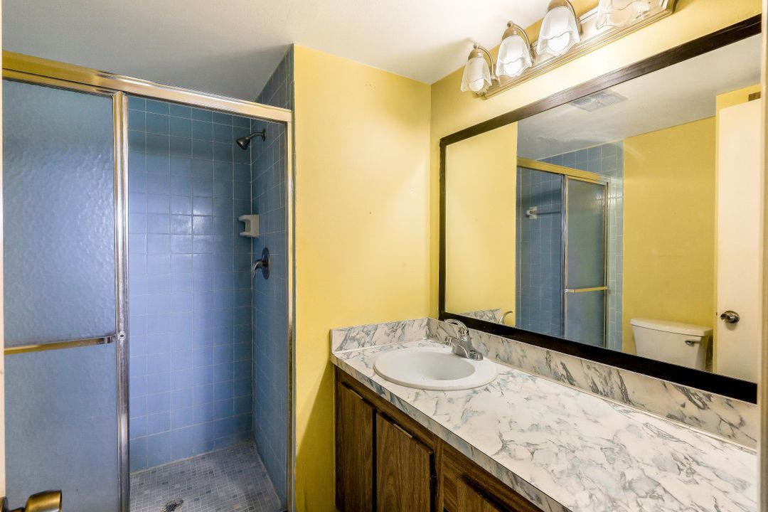 225 Turtle Lake Ct #304, Naples, FL 34105