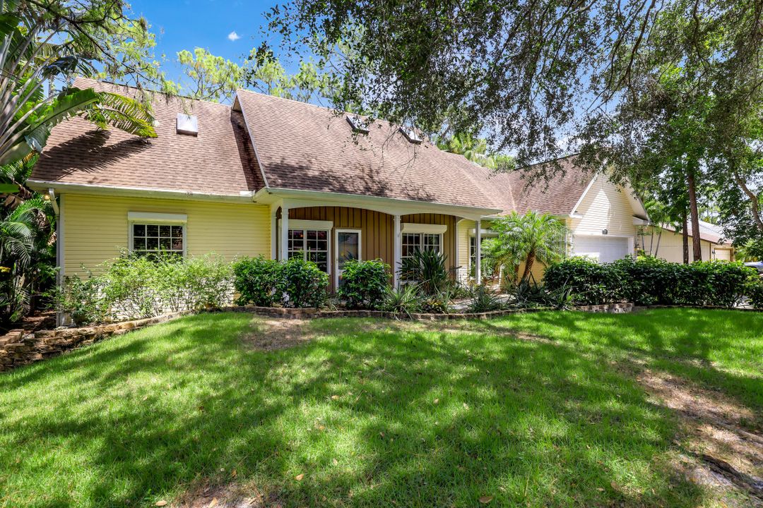 5700 Cypress Hollow Way, Naples, FL 34109