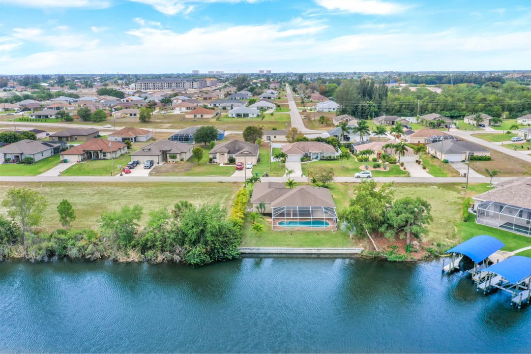 1723 SW 31st Ln, Cape Coral, FL 33914