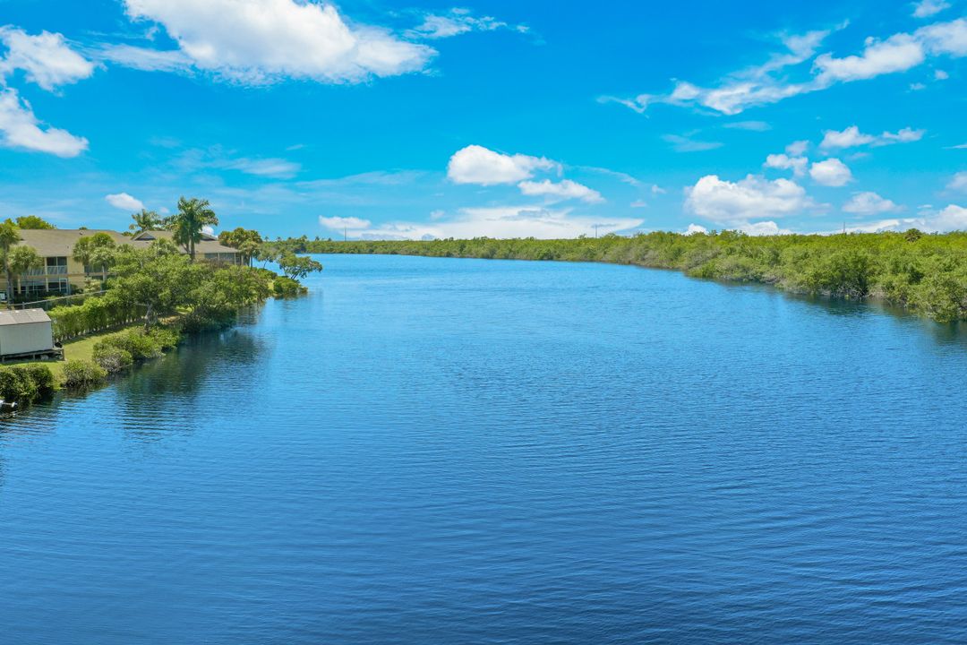 1315 Mainsail Dr #1113, Naples, FL 34114