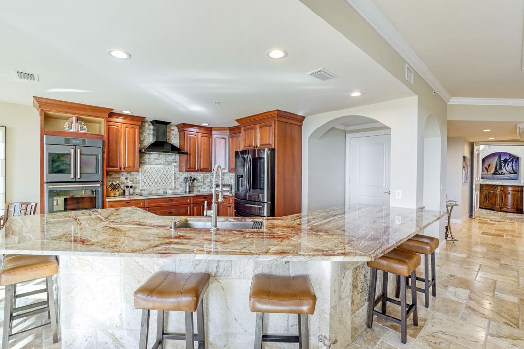 6021 Silver King Blvd #205, Cape Coral, FL 33914