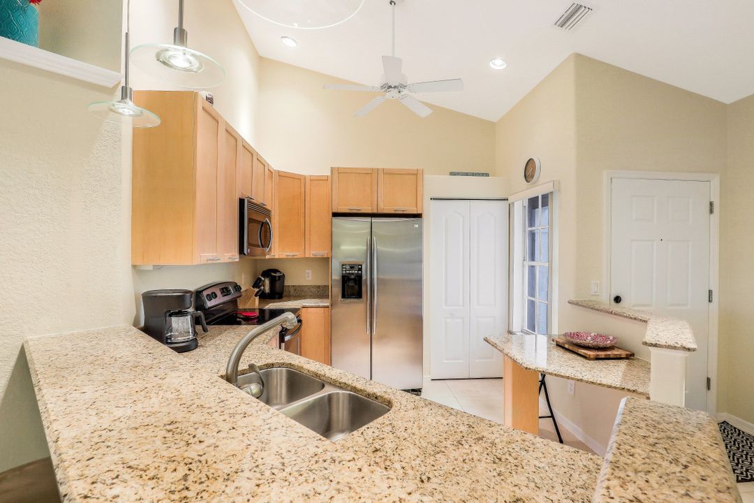 1101 Sweetwater Ln #1201, Naples, FL 34110