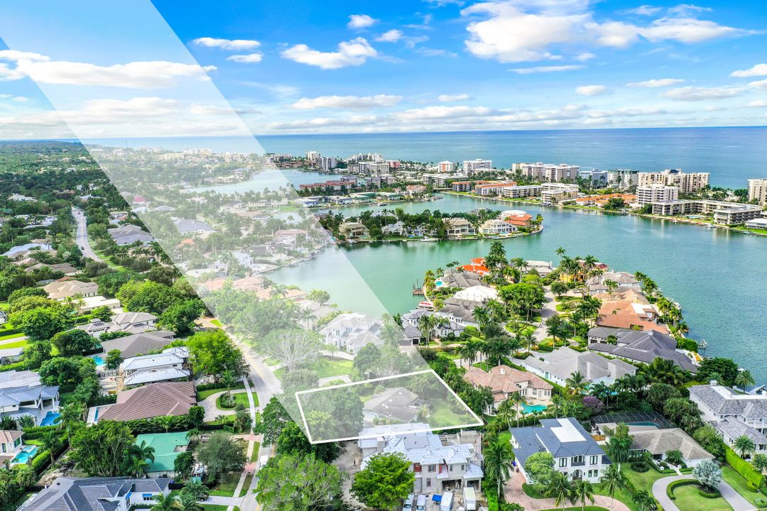 3225 Crayton Rd, Naples, FL 34103