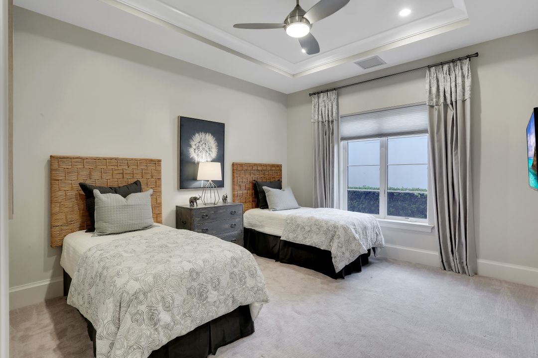 16446 Seneca Way, Naples, FL 34110