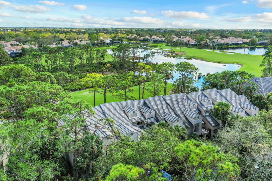 27131 Oakwood Lake Dr, Bonita Springs, FL 34134