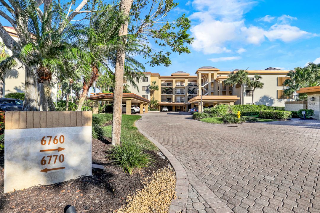 6760 Pelican Bay Blvd #312, Naples, FL 34108