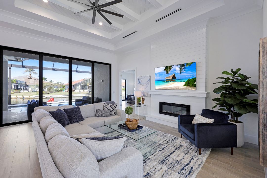 1656 Villa Ct, Marco Island, FL 34145