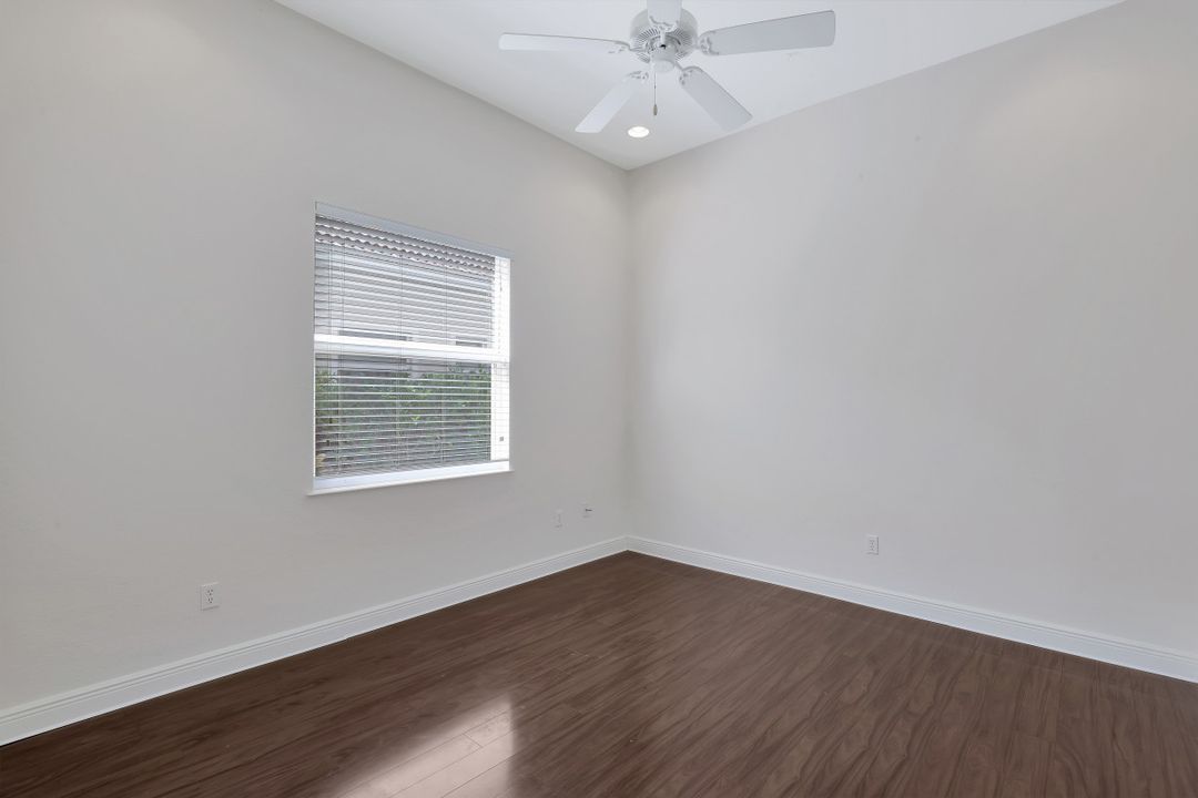 10196 Avonleigh Dr, Bonita Springs, FL 34135