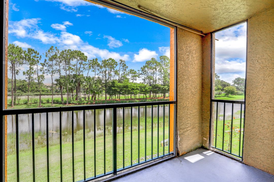 13545 Eagle Ridge Dr #826, Fort Myers, FL 33912