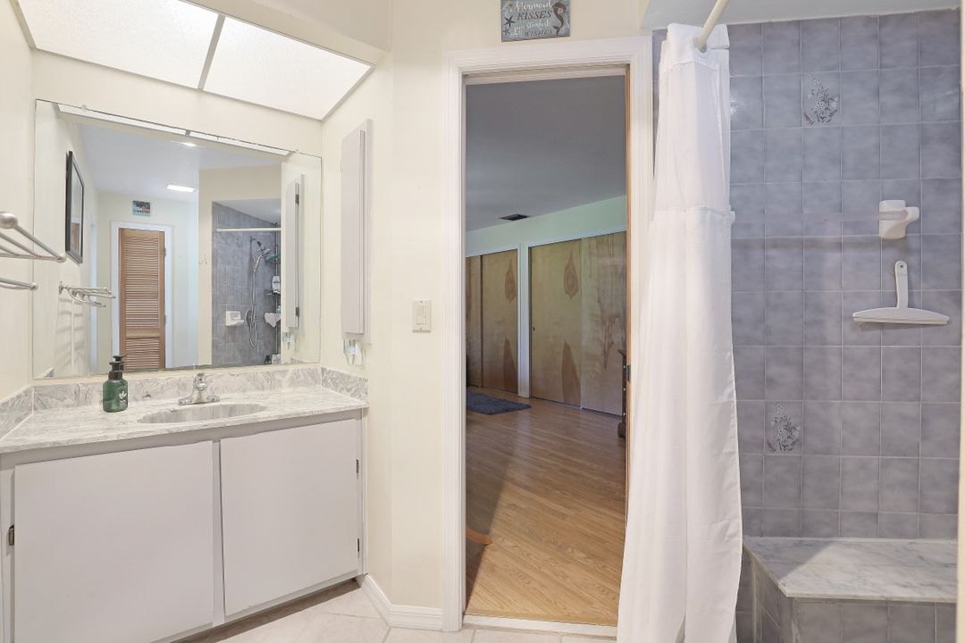 2207 SW 38th Terrace, Cape Coral, FL 33914