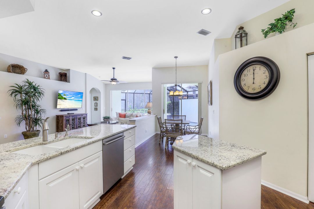 10211 Cape Roman Rd #102, Bonita Springs, FL 34135