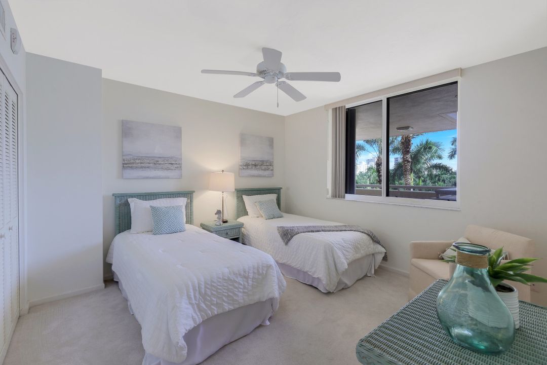 990 Cape Marco Dr #405, Marco Island, FL 34145