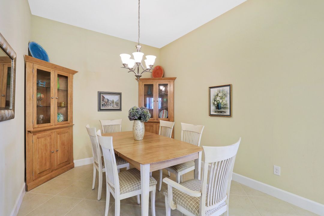 9448 Isla Bella Cir, Bonita Springs, FL 34135
