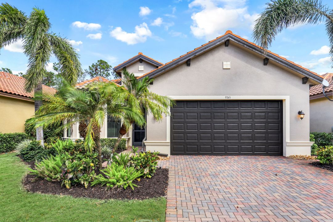 9345 Isla Bella Cir, Bonita Springs, FL 34135