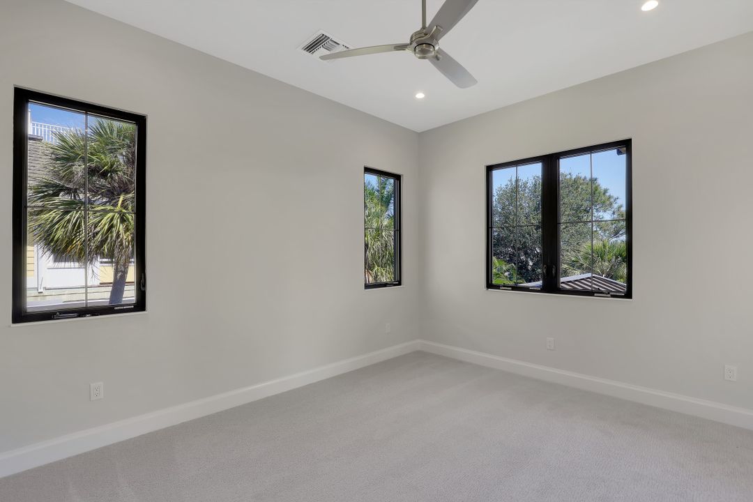 355 Hideaway Cir S, Marco Island, FL 34145