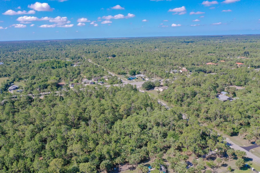 1471 Golden Gate Pkwy, Naples, FL 34105