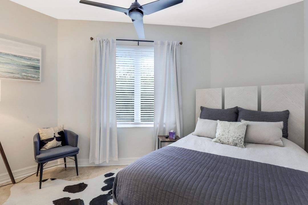 1305 Curlew Ave, Naples, FL 34102