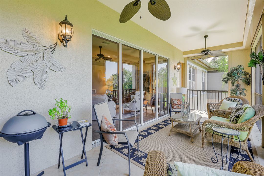 9201 Quartz Ln #202, Naples, FL 34120