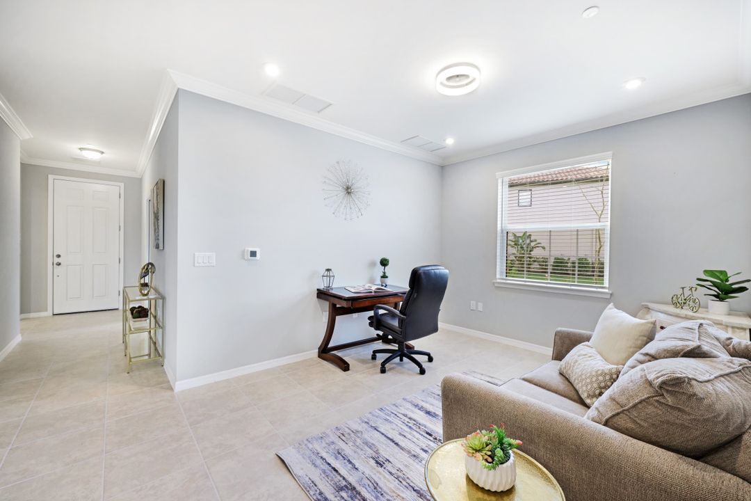 9403 Pocida Ct #101, Naples, FL 34119