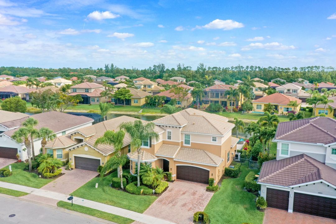 6499 Marbella Dr, Naples, FL 34105