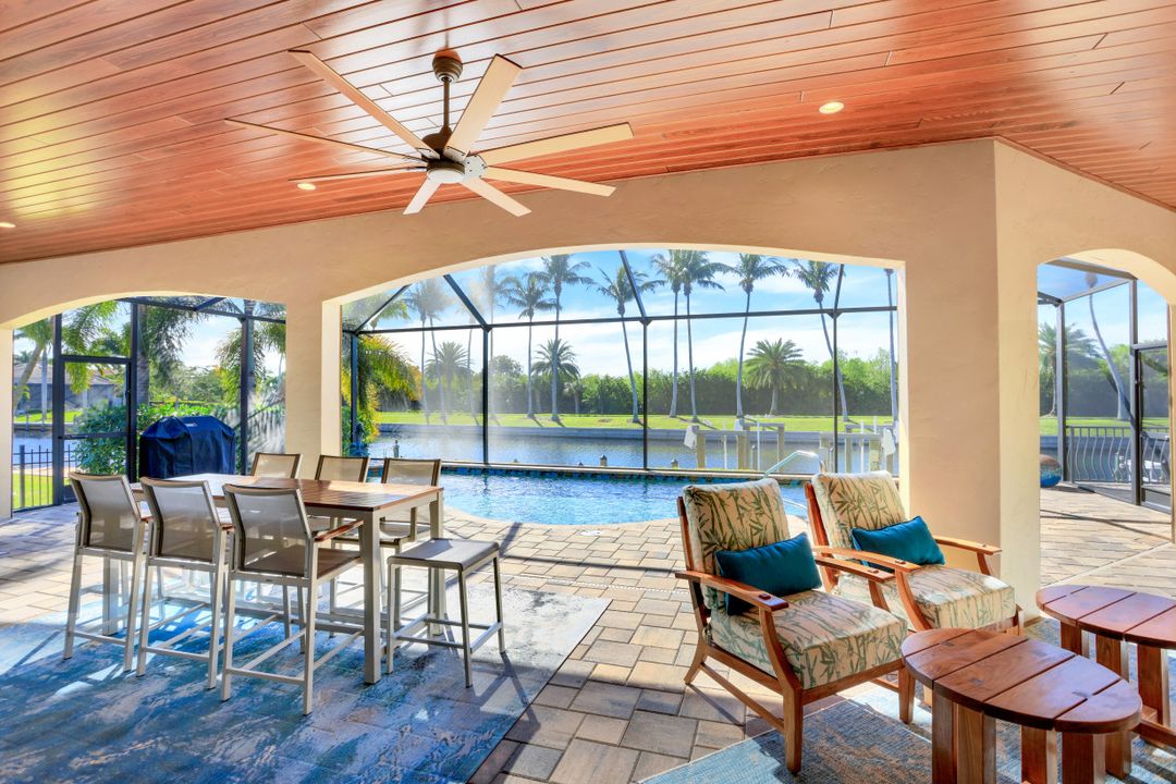 2030 El Dorado Pkwy W, Cape Coral, FL 33914