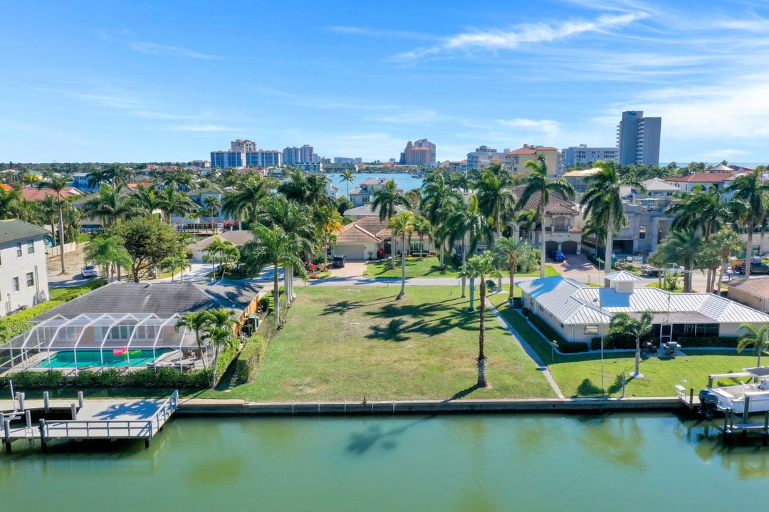 141 Channel Dr, Naples, FL 34108