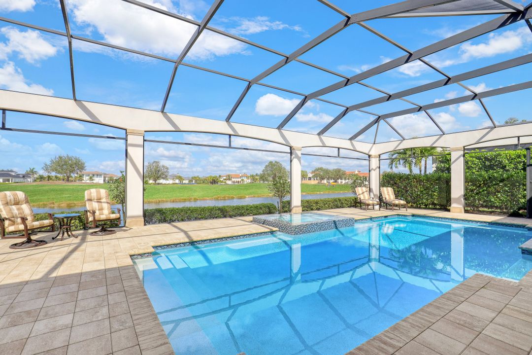 16459 Seneca Way, Naples, FL 34110
