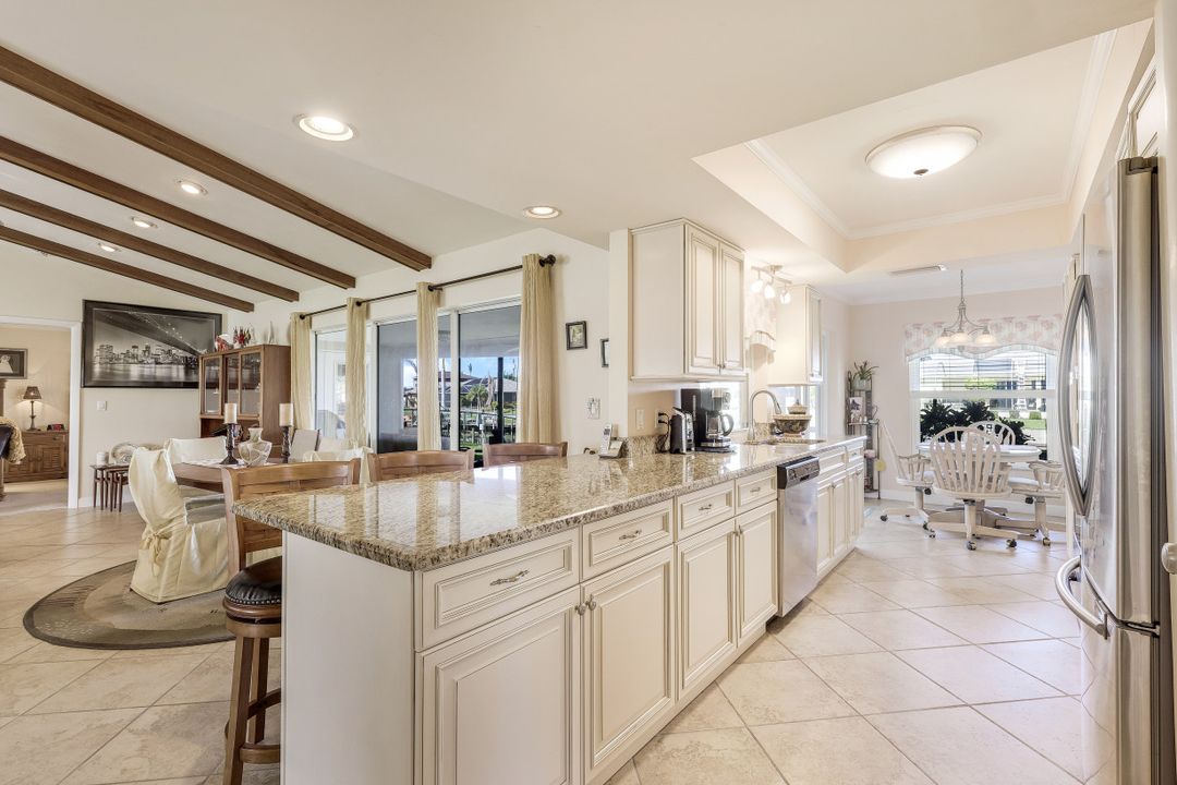 2101 SE 25th Ln, Cape Coral, FL 33904