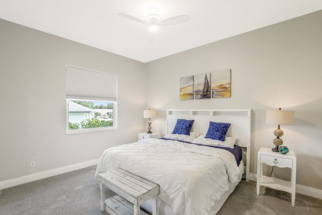 570 Elk Cir, Marco Island, FL 34145