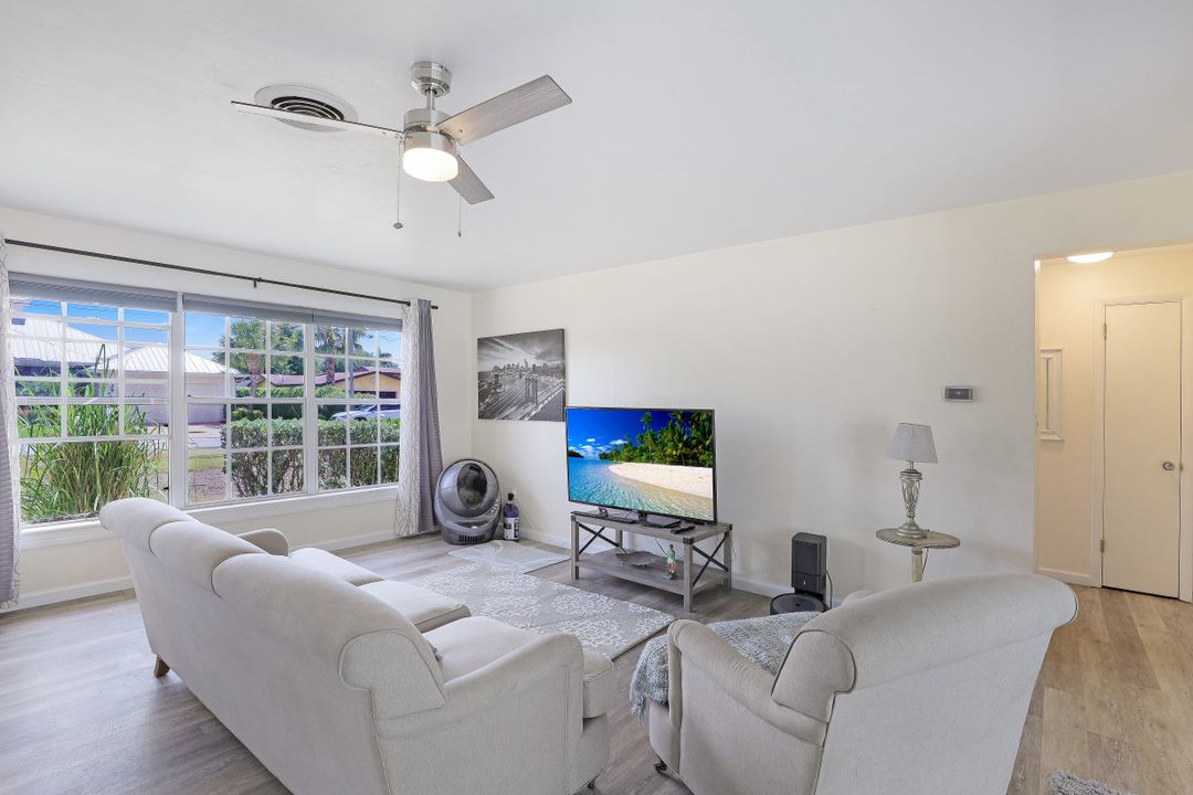 527 Keenan Ave, Fort Myers, FL 33919