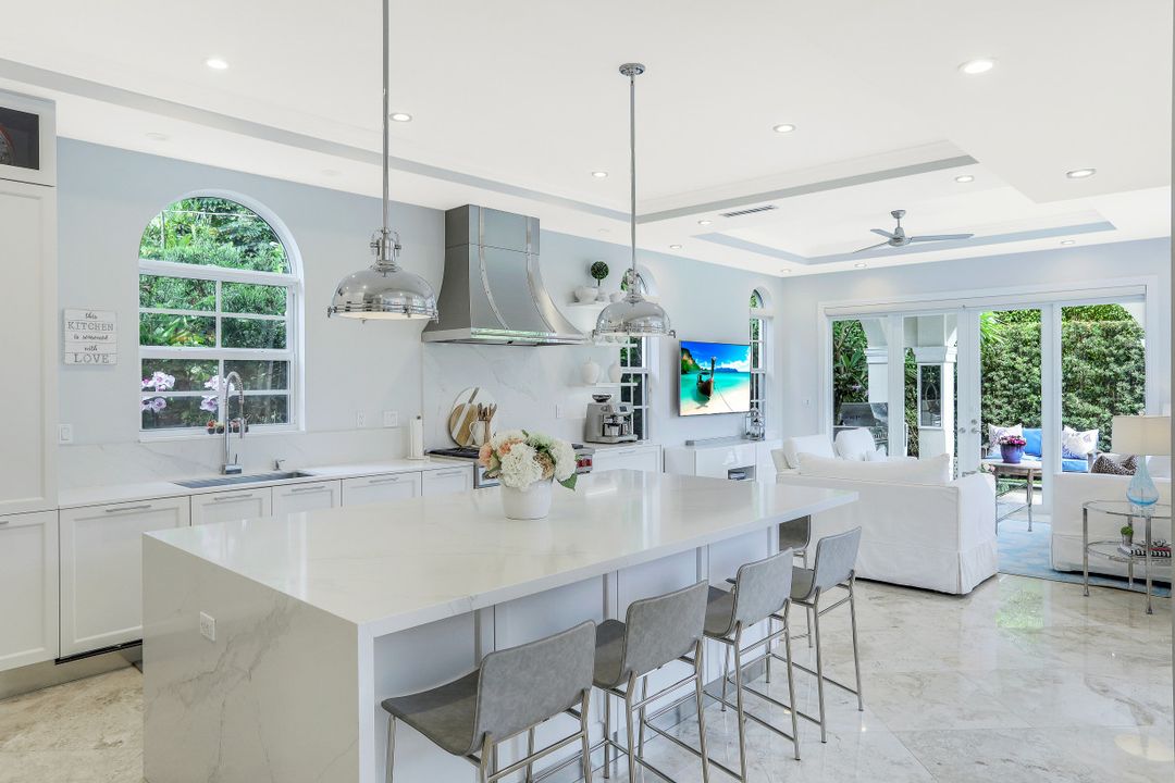 1539 Plasentia Ave, Coral Gables, FL 33134