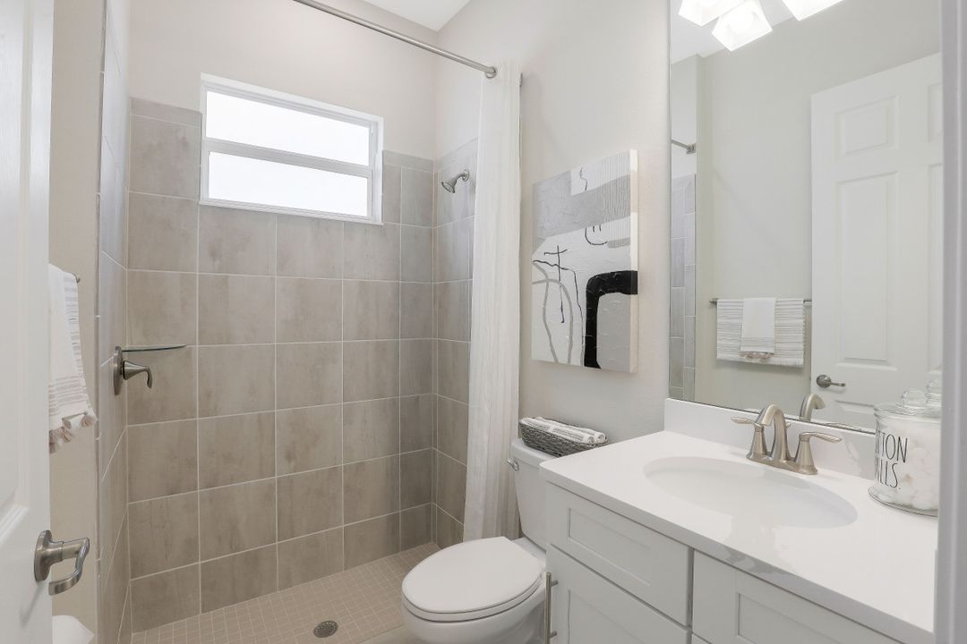 14360 Blue Bay Cir, Fort Myers, FL 33913