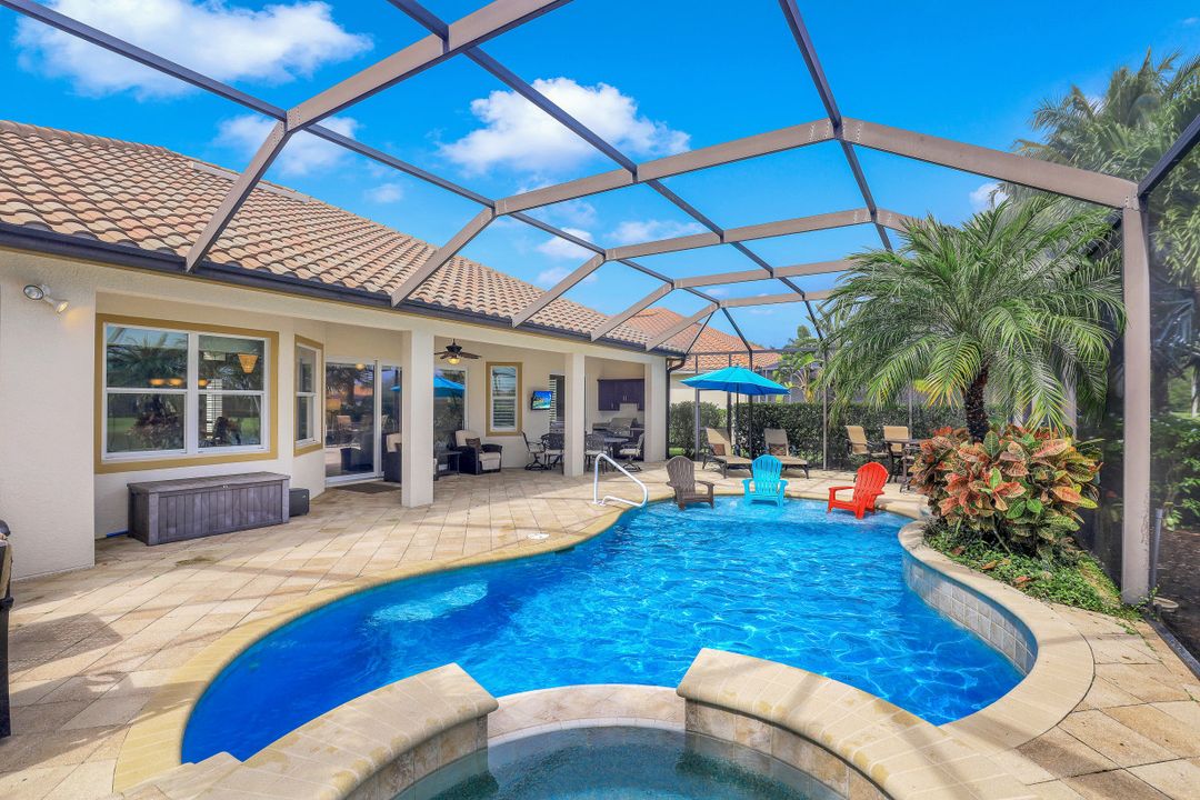 9403 Copper Rock Ct, Naples, FL 34120