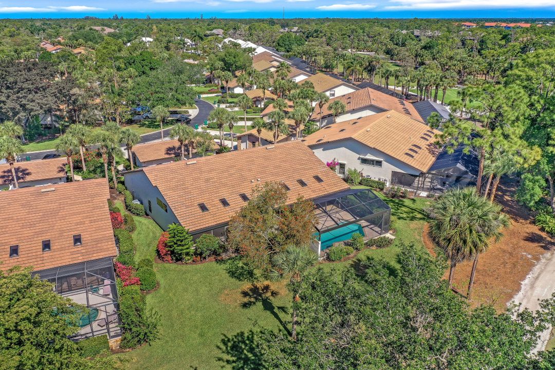 178 Cypress View Dr #C-34, Naples, FL 34113