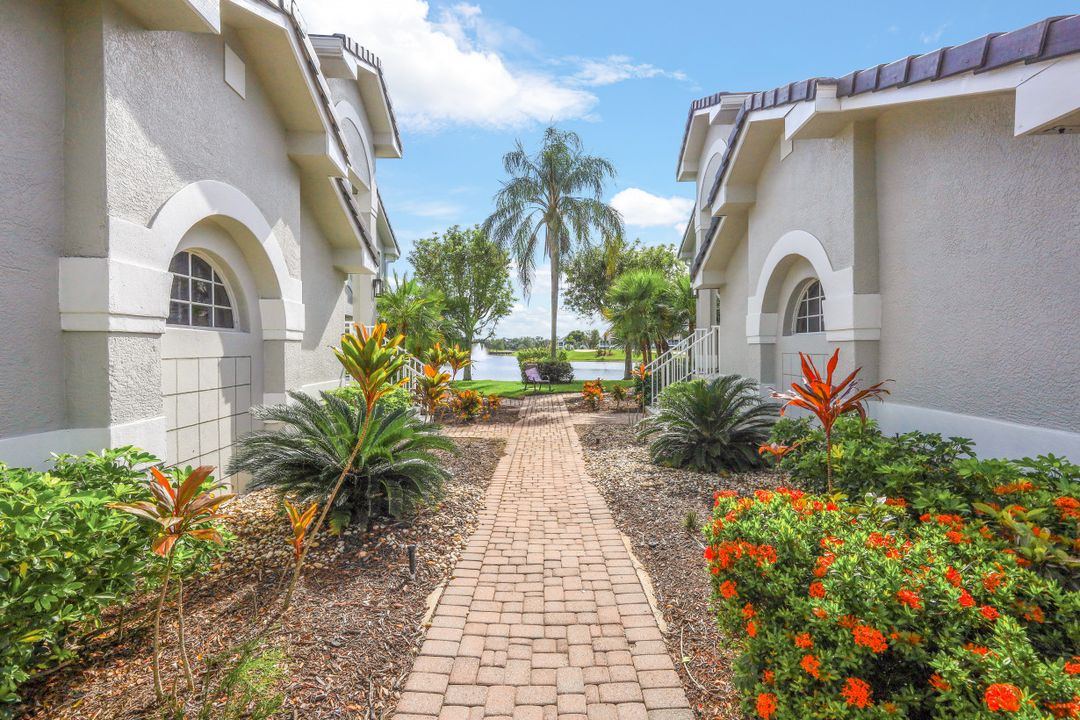 6070 Pinnacle Ln #1803, Naples, FL 34110