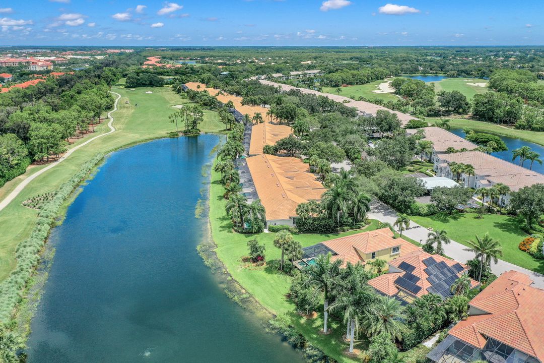 9224 Spring Run Blvd, Bonita Springs, FL 34135