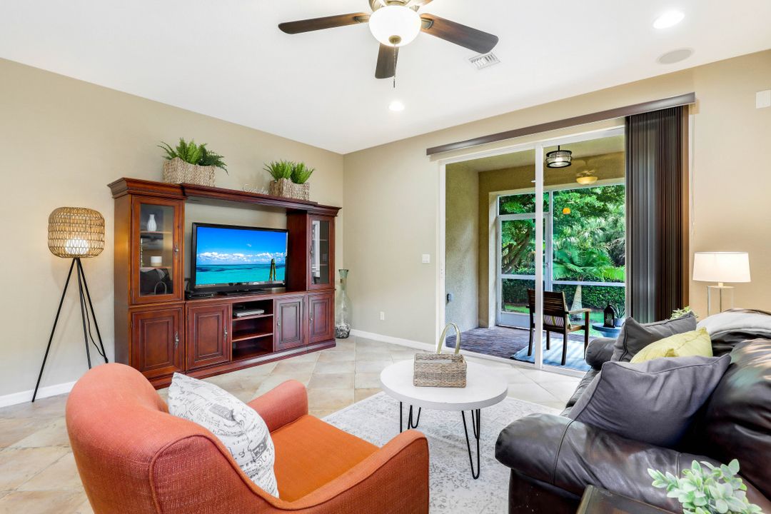 8330 Sumner Ave, Fort Myers, FL 33908