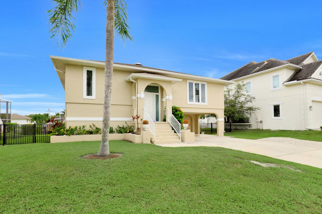 1642 Rainbow Ct, Marco Island, FL 34145