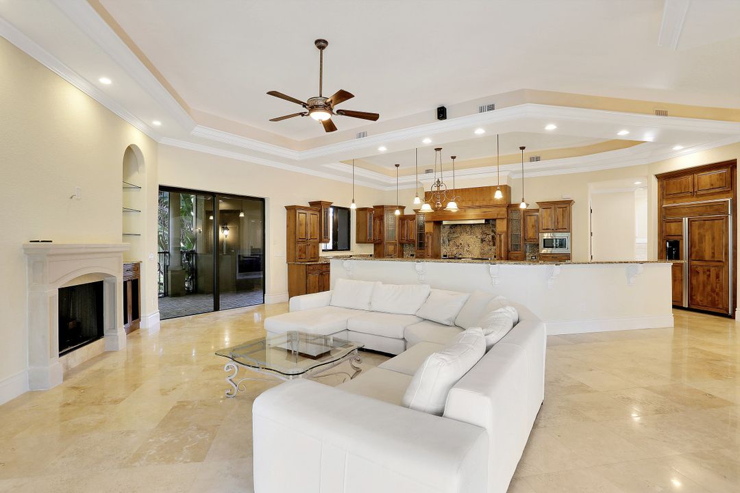 15991 Old Wedgewood Ct, Fort Myers, FL 33908