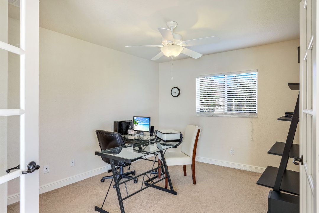 3317 SW 5th Pl, Cape Coral, FL 33914