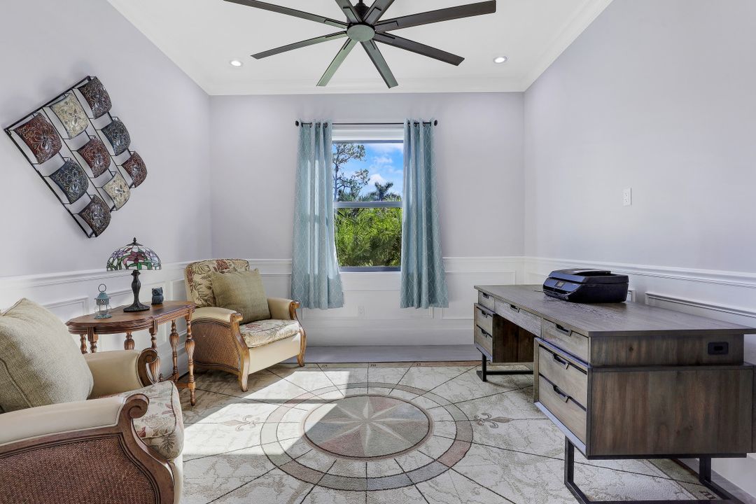 631 25th St SW, Naples, FL 34117