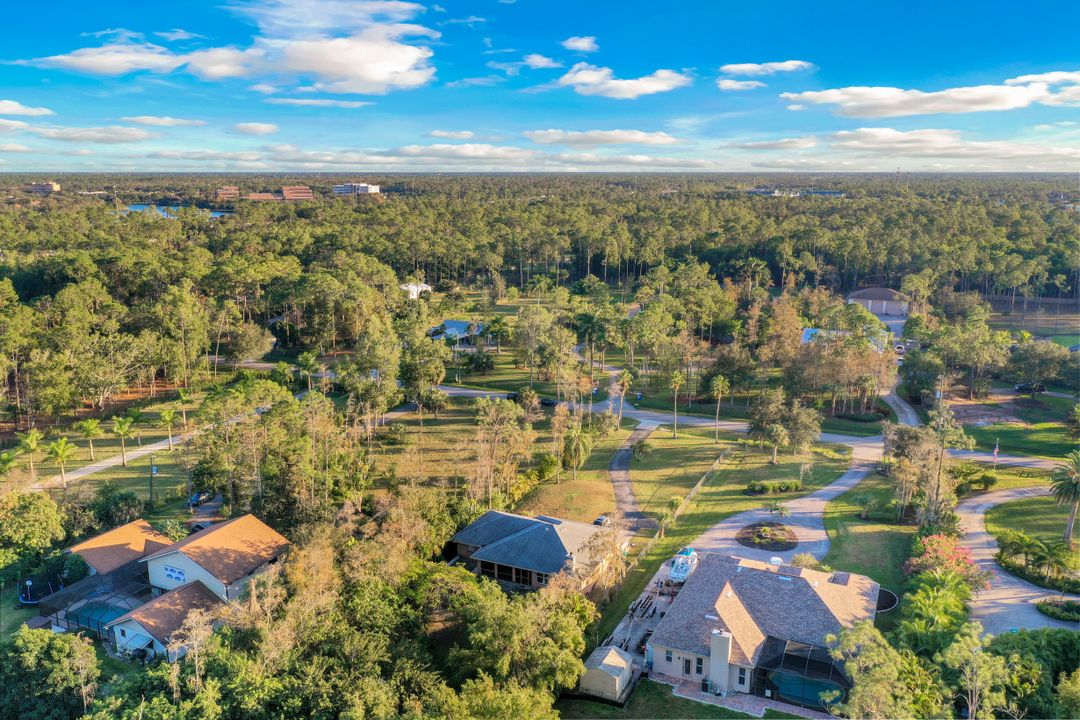 6581 Sable Ridge Ln, Naples, FL 34109