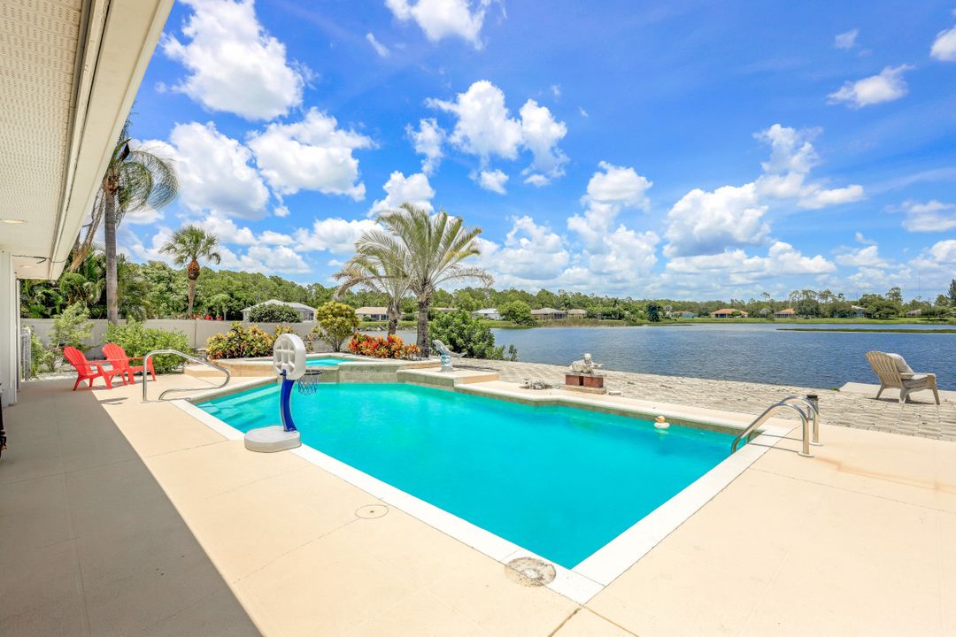 27329 Rue De Paix, Bonita Springs, FL 34135