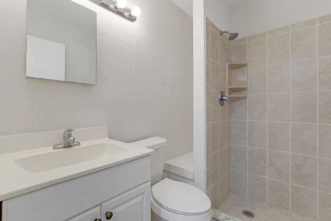 4953 Viceroy St #1 & 4, Cape Coral, FL 33904