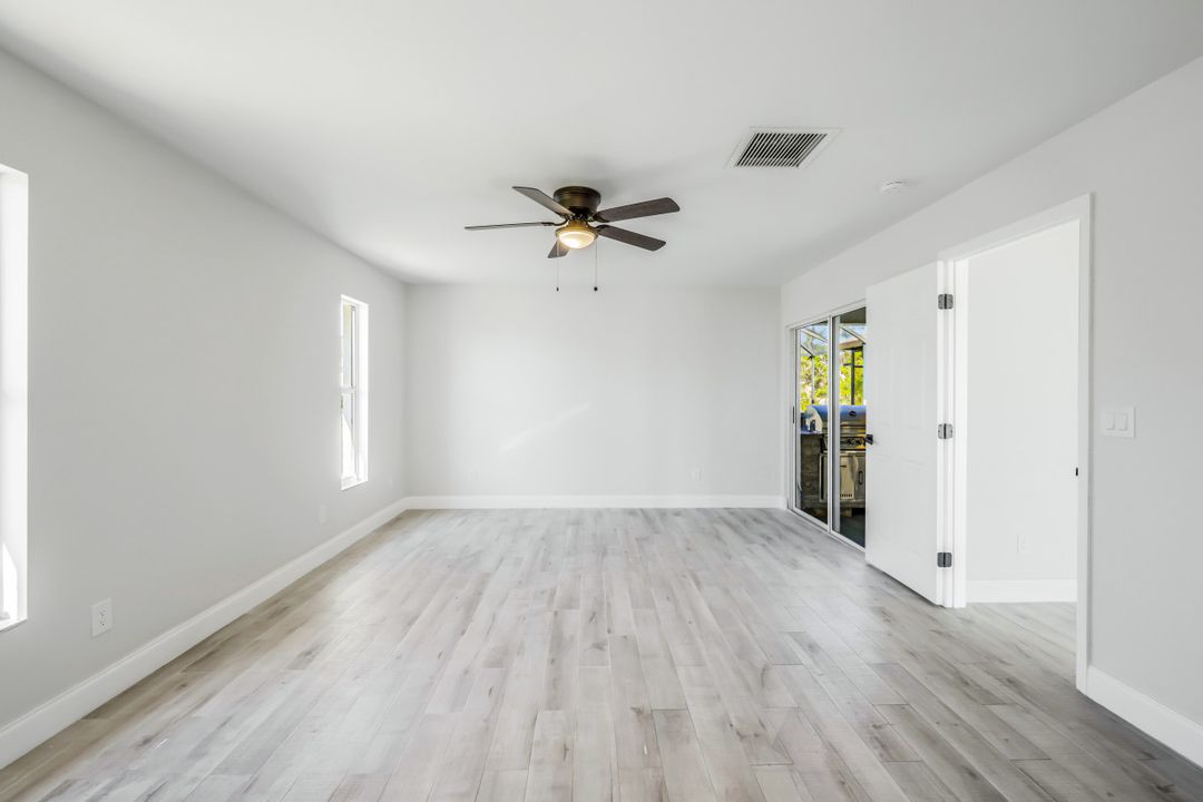 2555 SW 27th St, Cape Coral, FL 33914