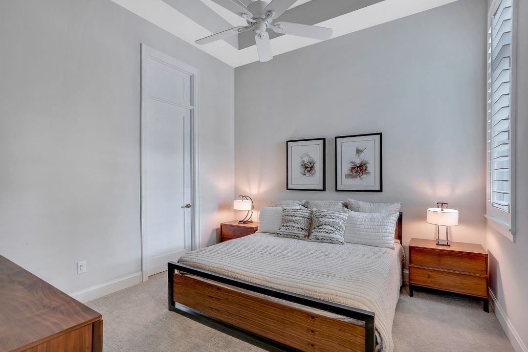 4268 Tarpon Ave, Bonita Springs, FL 34134