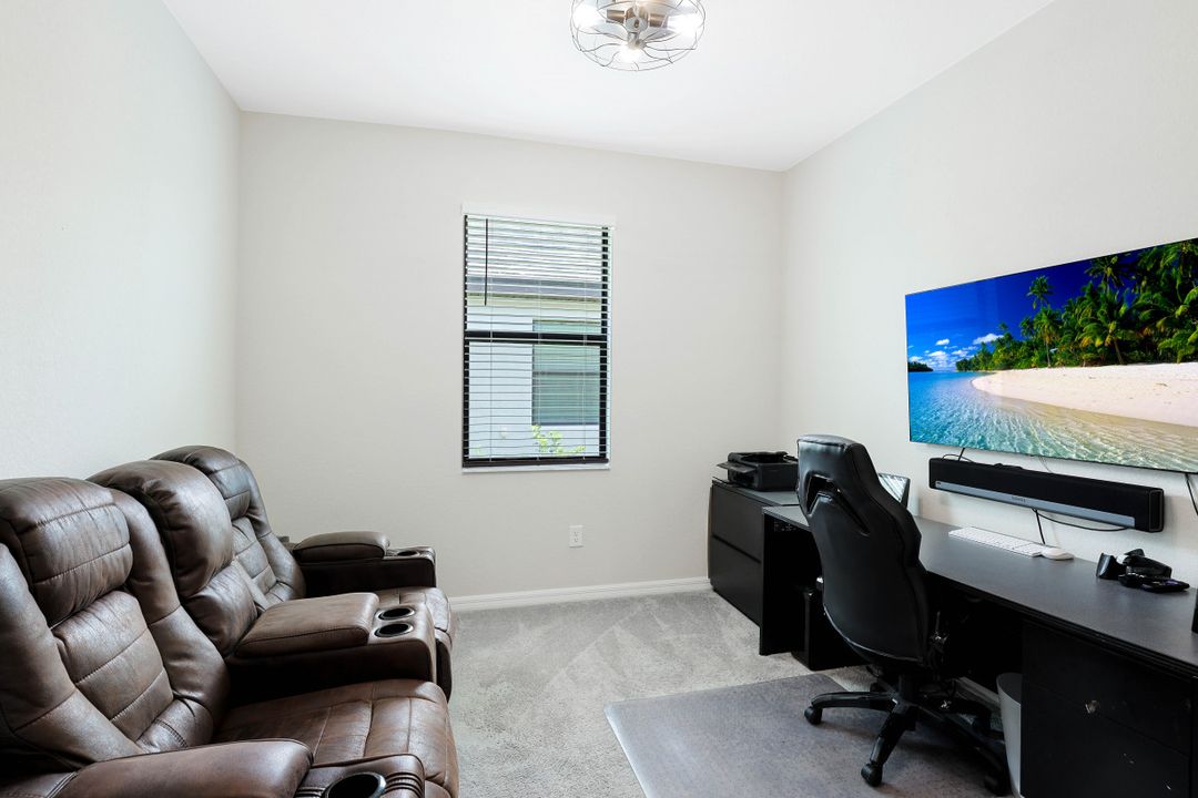 17577 Kinzie Ln, Estero, FL 33928