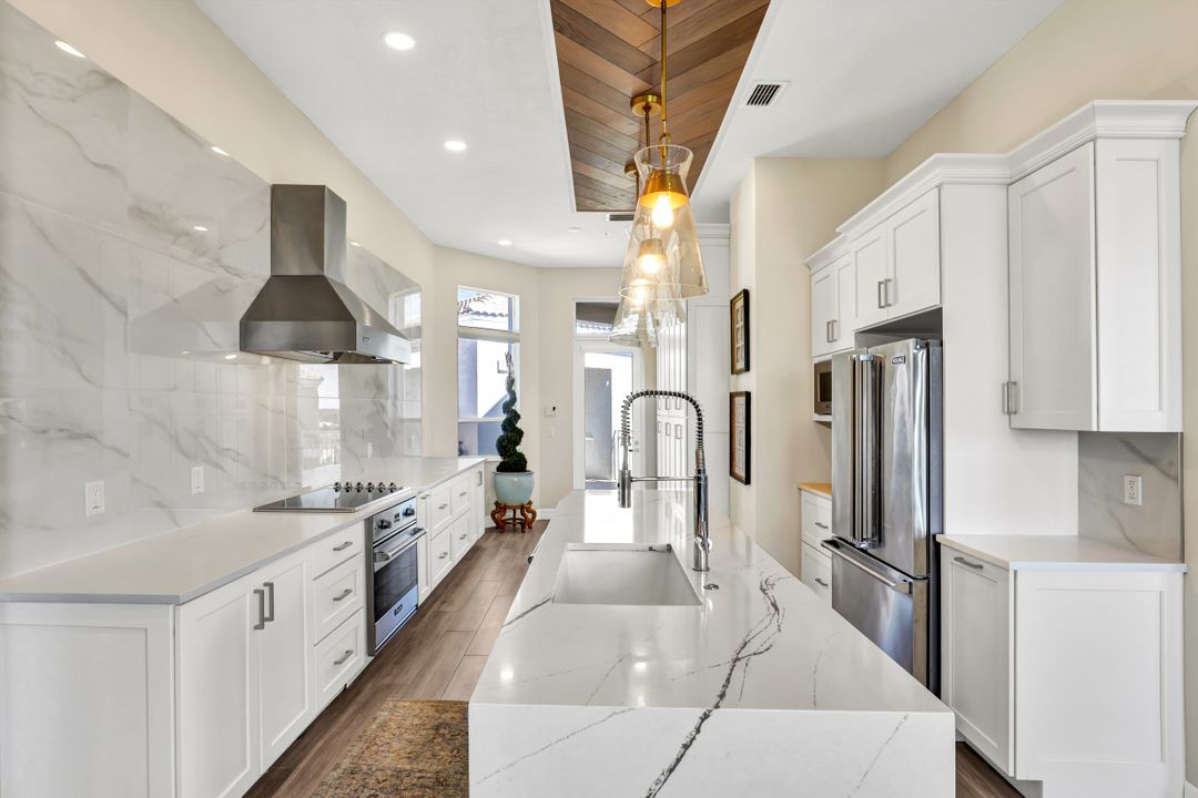 24330 Sandpiper Isle Way #502, Bonita Springs, FL 34134