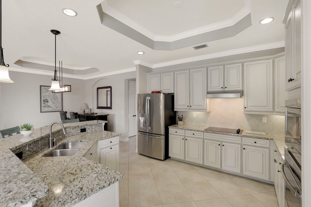 28600 Derry Ct, Bonita Springs, FL 34135